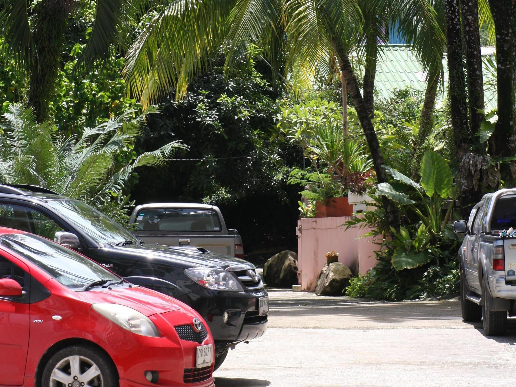 Baan Lukkan Patong Resort Phuket Exterior photo