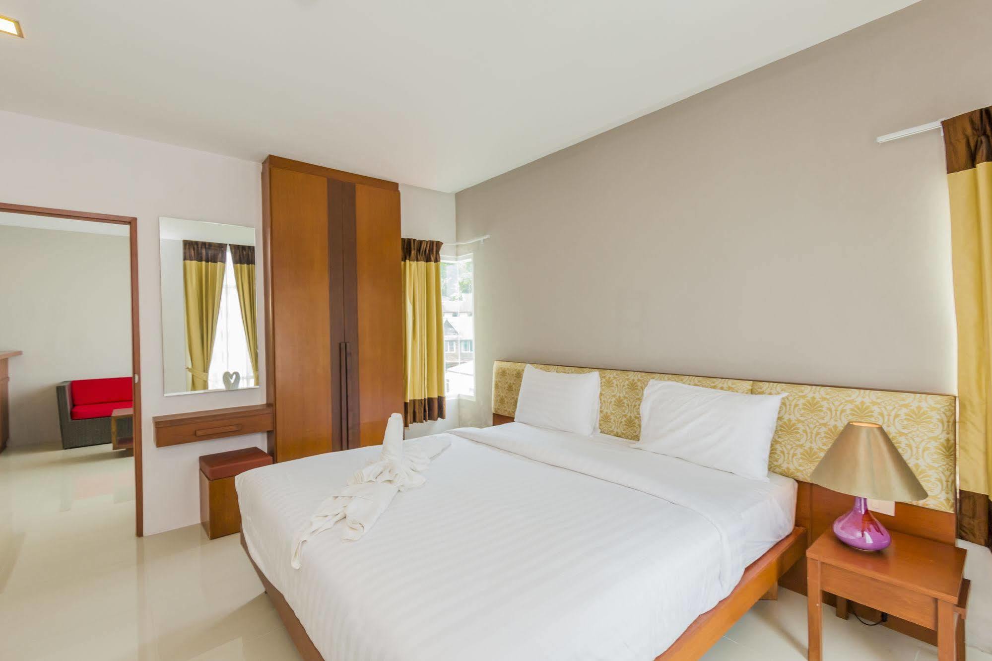 Baan Lukkan Patong Resort Phuket Exterior photo